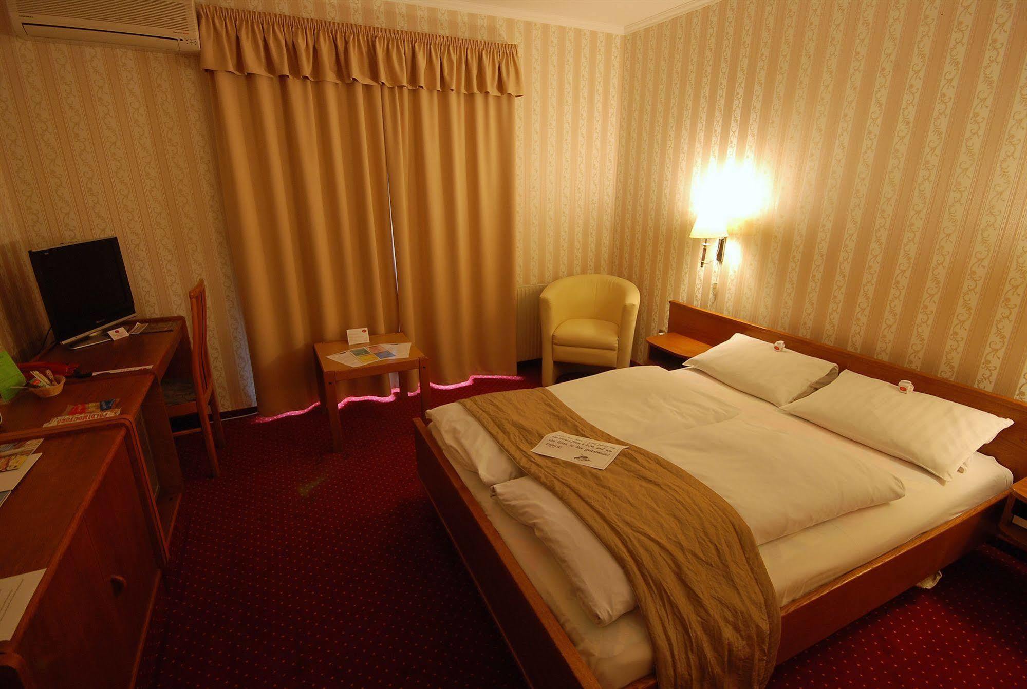 Hotel Amadeus Budapest Kültér fotó